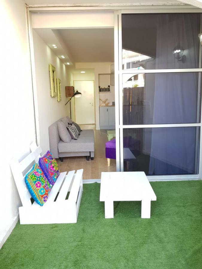 Stylish Apartment With A Patio Close To The Beach Eilat Bagian luar foto